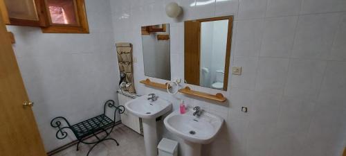Quadruple Room with Shared Bathroom