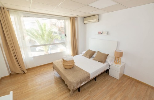 Ensanche Diputacion House | Old Town La Estacion