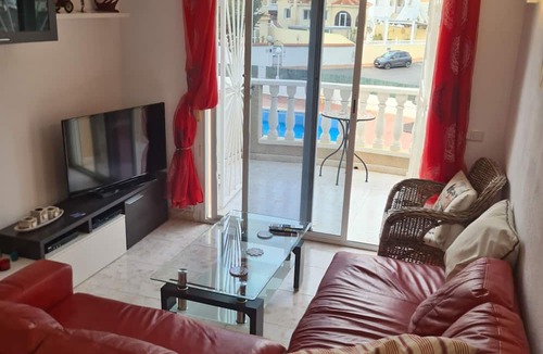 Quesada Apartment | Gorgeous 3 Bed En-Suite, Huge Roof Terrace overlooking Pool and La Marquesa Golf