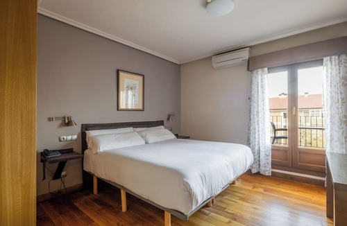 Arbizu Hostel | Hostal Izar-Ondo