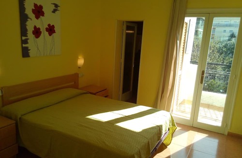 Segur de Calafell Hostel | Hostal Lleida