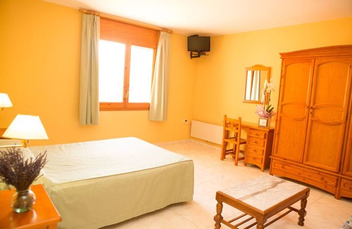 Horta de Sant Joan Hotel | Hotel Miralles