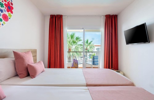 Sant Jordi de Ses Salines Hotel | Hotel Vibra Bossa Flow - Adults Only