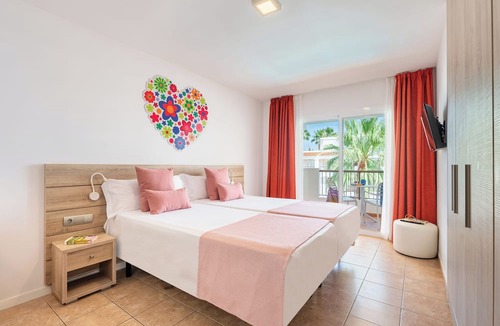 Sant Jordi de Ses Salines Hotel | Hotel Vibra Bossa Flow - Adults Only