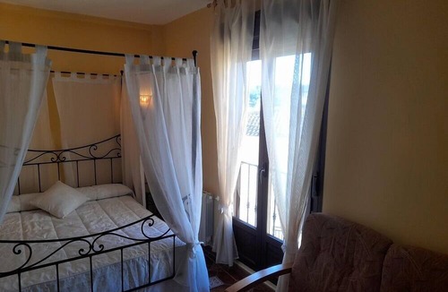 Hueva House | El Horno de Leopoldo