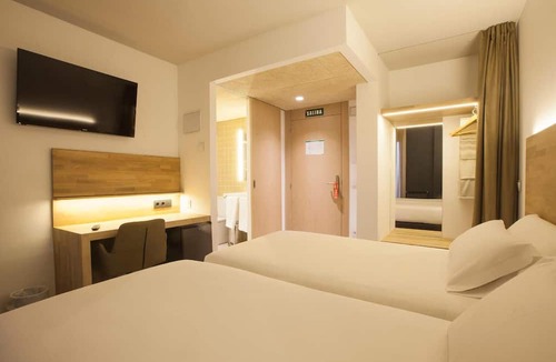 Ermitagana Hotel | Hotel A Pamplona