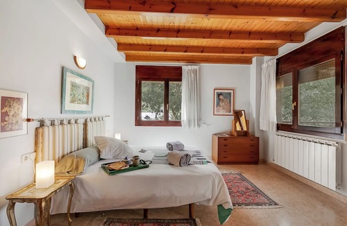 Anserall House | Seu D'urgell Pyrenees Holiday Home