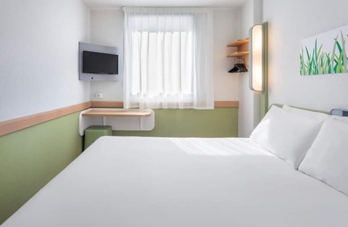 La Jota Hotel | B&B HOTEL Zaragoza Plaza Mozart