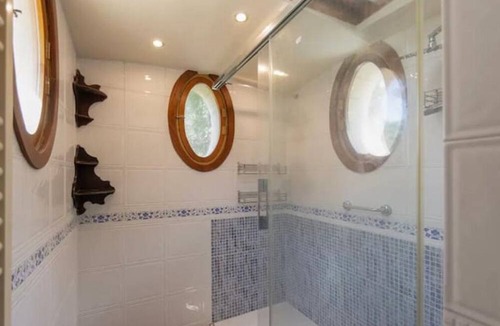 Tiana House | Entire House with Private Swimming Pool. Air Conditioning. Wi-Fi.