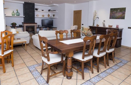 Nieva House | Holiday Home 'El Nogal De Nieva' with Private Pool, Private Terrace and Wi-Fi