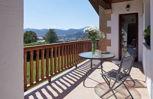 Lasarte-Oria House | Casa Rural La Palmera - Landetxea