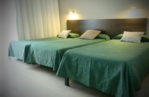 Salou City Centre Hostel | HOSTAL TAHITI RS