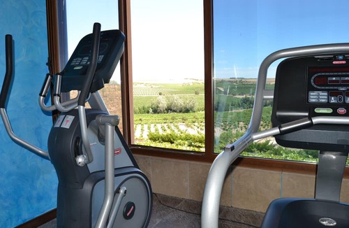 Tarancon Hotel | Complejo Enoturístico Finca La Estacada