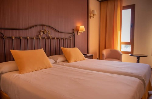 Tarancon Hotel | Complejo Enoturístico Finca La Estacada