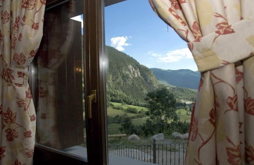 Benasque Hostel | Hostal Parque Natural