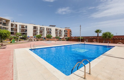 Cubelles Apartment | Apartment 'Cubelles Mar' with Sea View, Wi-Fi and Air Conditioning