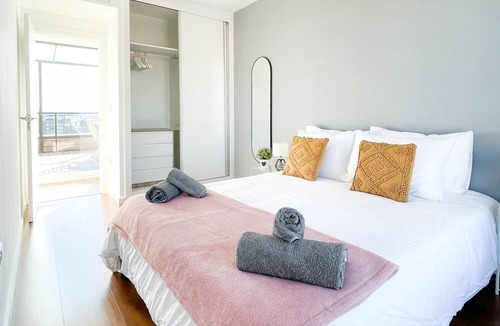 Barrio de Jesus Apartment | Penthouse best views of Pilar jacuzzi and garage