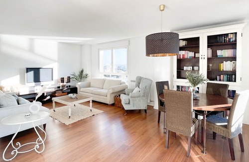 Barrio de Jesus Apartment | Penthouse best views of Pilar jacuzzi and garage