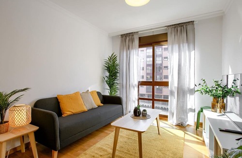 Rejas Apartment | Charming Madrid Airport III