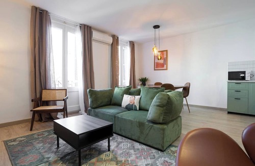 Hostafrancs Apartment | 11CRC1037 Newly decorated Flat near Sants Station