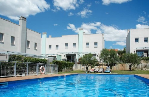 Creixell Villa | Large houses with terrace and pool for 6 people. Ref.via augusta-6