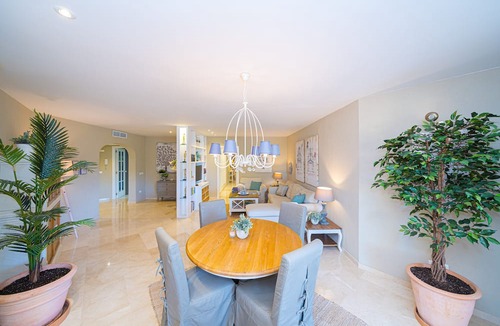 Altea la Vella Apartment | "Luxurious Apartment in Altea" with Pool, Wi-Fi, Garden & Terrace