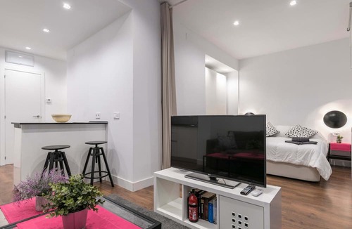 Embajadores Apartment | Lovely apartment in the heart of Madrid
