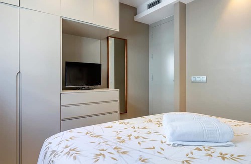Torredembarra Apartment | Apartment with terrace facing beach and near train
