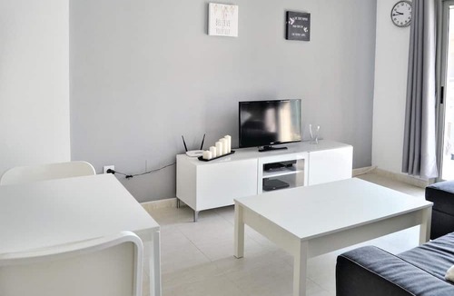 Orihuela Costa Apartment | Beach front apartment in Orihuela Costa with WiFi