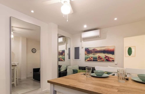 Golden Triangle of Art Apartment | SANTA ISABEL - 1-Bedroom Apartment