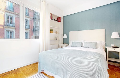 Jeronimos Apartment | Genteel Home Retiro I