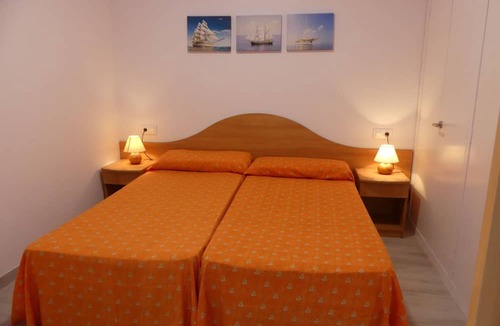Salou City Centre Apartment | Alexis Plus Zeus Salou 9011