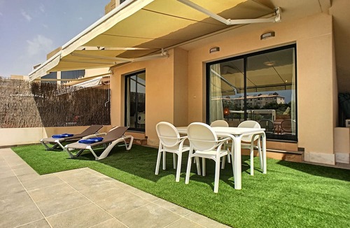 La Zenia Apartment | Ground floor, communal pool, free wifi, free parking
