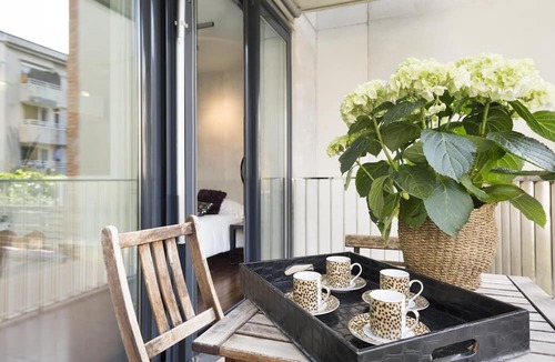 Sant Gervasi Apartment | Modern apartments located in the Sarria neighborhood in the northeastern part of the city.