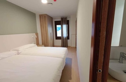 Santa Liestra y San Quilez Apartment | Apartment 2 bedrooms and 2 bathrooms. Up to 6p. AT 7
