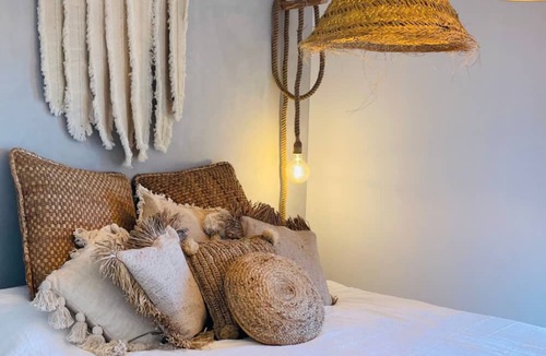 Lo Rufete Apartment | Apartment 'Casa Paloma Blanca' with Mountain View, Wi-Fi and Air Conditioning