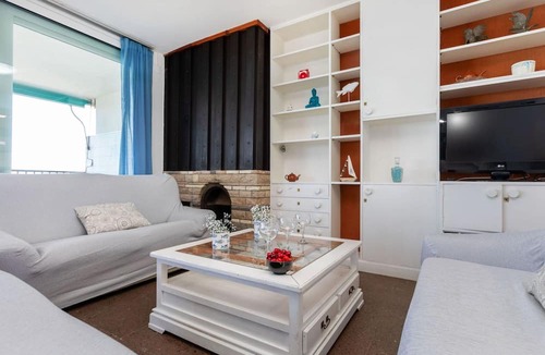 Salou City Centre Apartment | Lovely apartment for 12 people with WIFI, TV and terrace