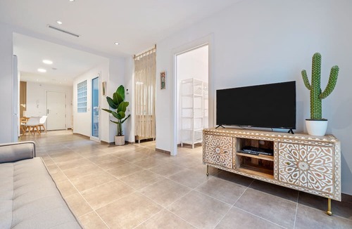 Calafell Apartment | Apartment 'Mabicarent Playa 1' with Private Terrace, Wi-Fi and Air Conditioning