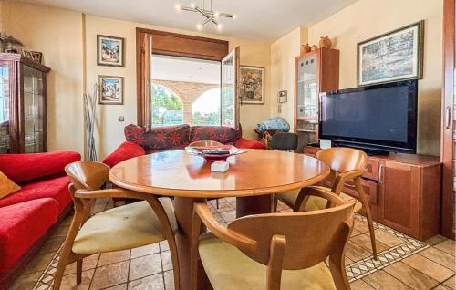 Los Ramos House | Nice Home In Murcia With Private Swimming Pool, Can Be Inside Or Outside