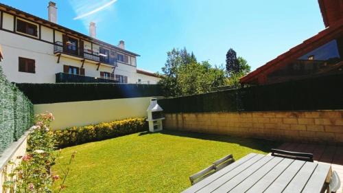 Leitza Villa | Juanikoenea