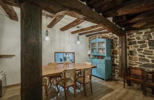 La Pernia House | La Casa Del Diezmo De La Montaña