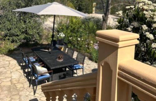 Calig House | Vila Girasoles