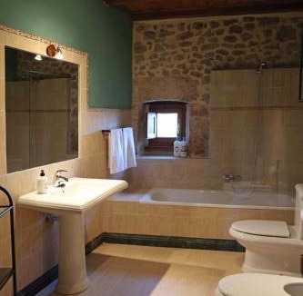 Merindad de Cuesta-Urria House | Torrona Torre Medieval en Las Merindades