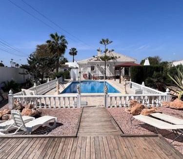 El Chaparral Villa | Adrians Pool Villa