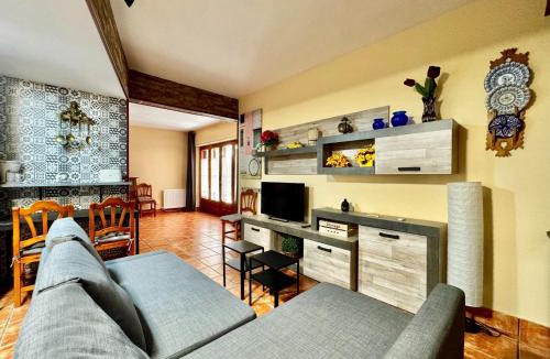 Galapagar House | Apartment in Galapagar with Pool and Garden