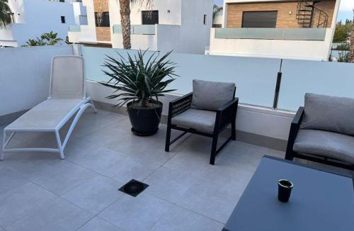 Los Cuarteros Villa | Villa Palmera Lo Pagan 3