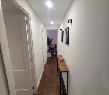 Laredo Apartment | R2R - Pisuco Salvé Experiencia Única con Audioguía Privada en Laredo - C28A01