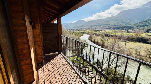 Fiscal Hotel | Leyendas Del Pirineo Turismo Rural