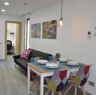 La Magdalena Apartment | CHECK-IN 24H NUEVO Único WIFI FAMILIAR Centro Planta 3