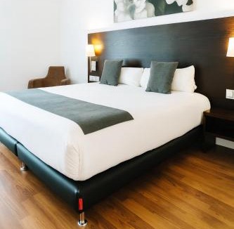 Zaragoza Old Town Hotel | VTZ Hotel Plaza España